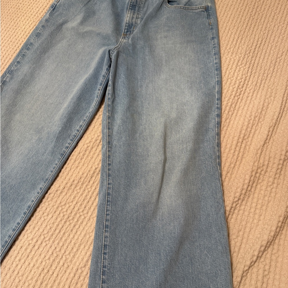 Universal Thread Blue Denim Jeans